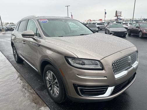 2020 Lincoln Nautilus Standard