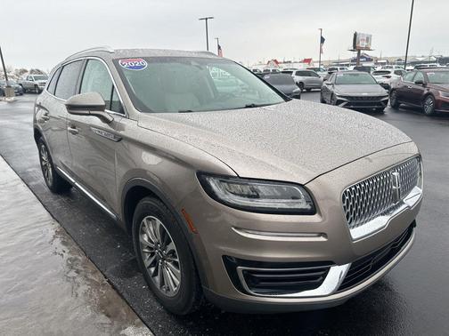 2020 Lincoln Nautilus Standard