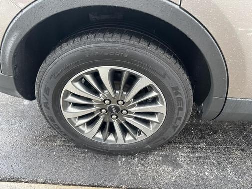 2020 Lincoln Nautilus Standard