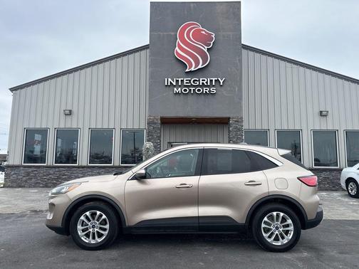 2020 Ford Escape SE