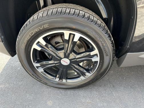 Onyx Black 2017 GMC Terrain SLE-2