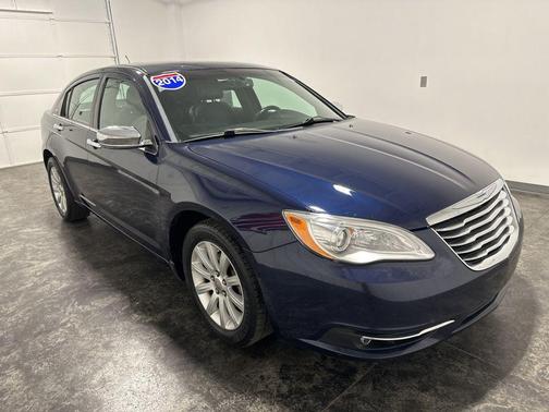 True Blue Pearlcoat 2014 Chrysler 200 Limited