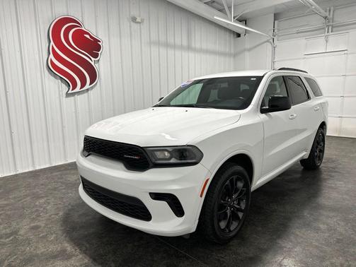 White Knuckle Clearcoat 2023 Dodge Durango GT AWD