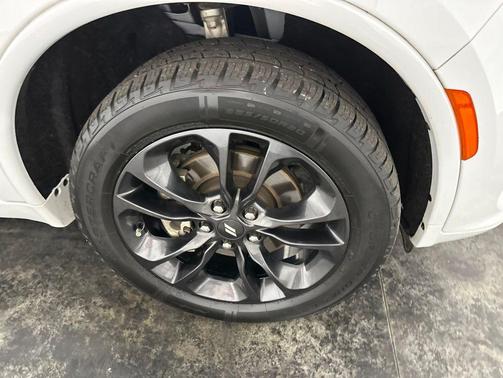 White Knuckle Clearcoat 2023 Dodge Durango GT AWD