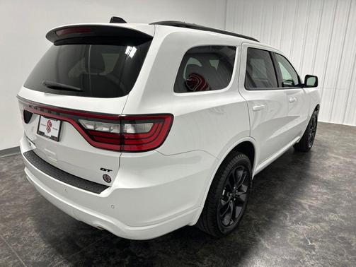 White Knuckle Clearcoat 2023 Dodge Durango GT AWD