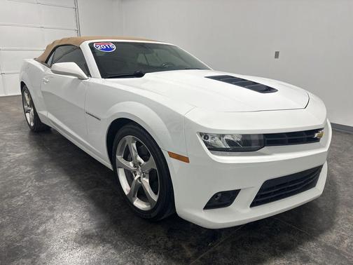 Summit White 2015 Chevrolet Camaro 2SS