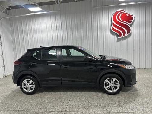 2023 Nissan Kicks S