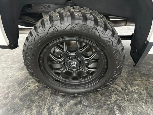Iridescent Pearl Tricoat 2020 Chevrolet Silverado 1500 RST