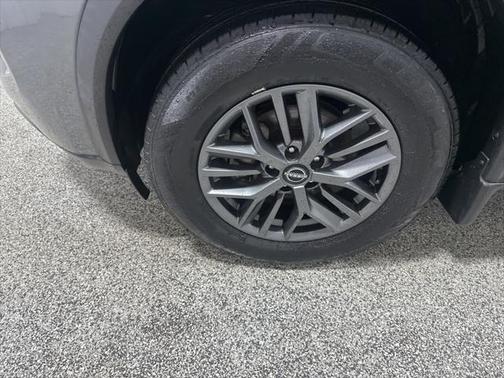 2022 Nissan Rogue S