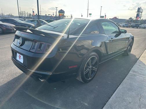 2014 Ford Mustang GT Premium