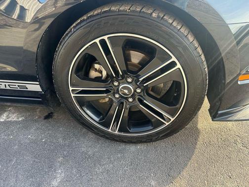 2014 Ford Mustang GT Premium