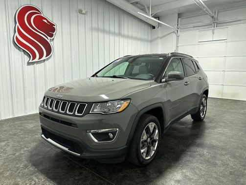 Sting-Gray Clearcoat 2019 Jeep Compass Limited