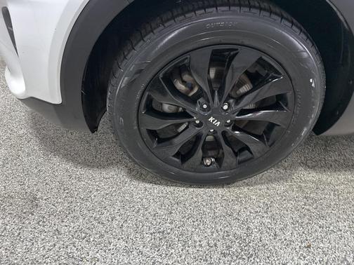 2020 Kia Sorento S