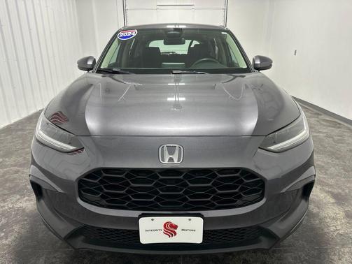 Modern Steel Metallic 2024 Honda HR-V LX