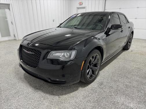 2022 Chrysler 300 S