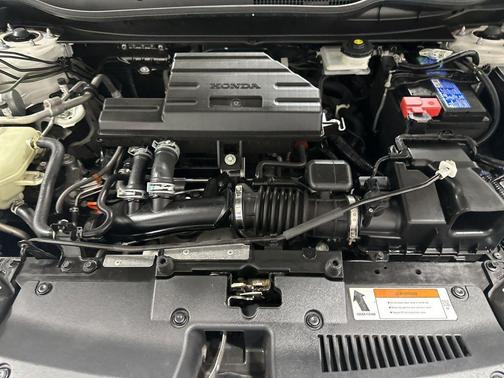 Platinum White Pearl 2022 Honda CR-V AWD Touring