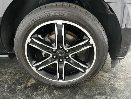 Agate Black 2020 Ford Expedition Limited