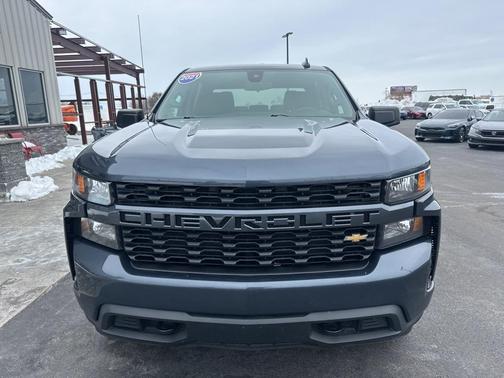 2021 Chevrolet Silverado 1500 Custom
