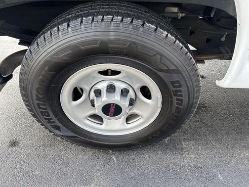 2023 GMC Savana 2500 Work Van