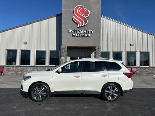 2019 Nissan Pathfinder Platinum