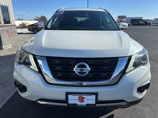 2019 Nissan Pathfinder Platinum