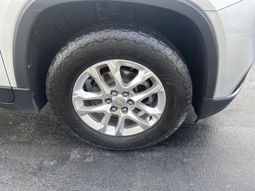 2019 Chevrolet Traverse LT Cloth