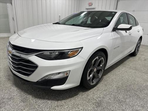 2021 Chevrolet Malibu FWD LT