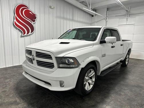 Bright White Clearcoat 2017 RAM 1500 Sport