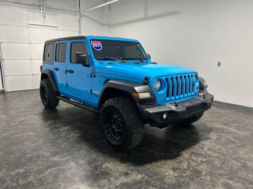 Chief Clearcoat 2021 Jeep Wrangler Unlimited Sport