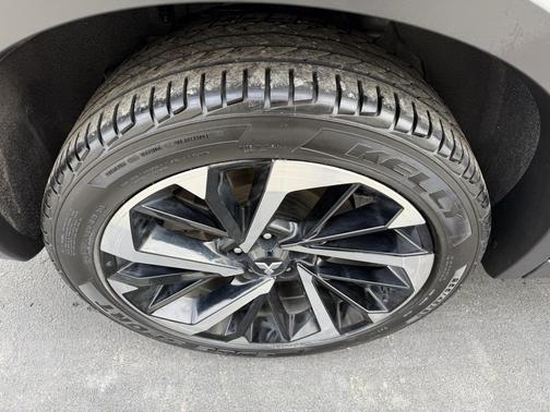 2024 Mitsubishi Outlander 