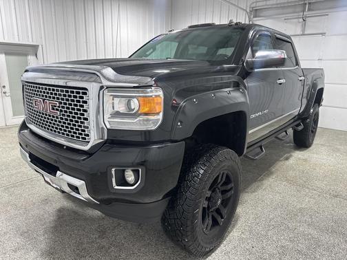 2015 GMC Sierra 2500 Denali