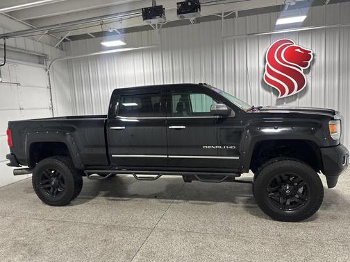 2015 GMC Sierra 2500 Denali