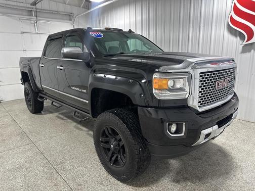 2015 GMC Sierra 2500 Denali