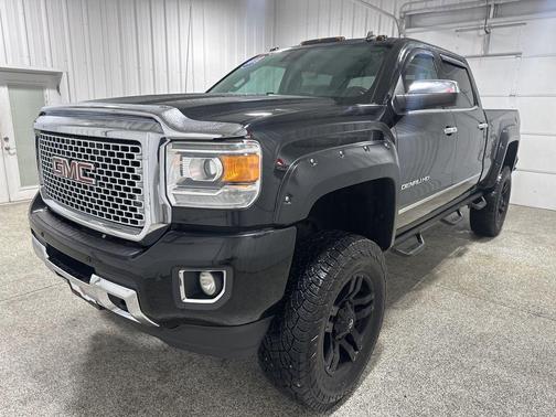 2015 GMC Sierra 2500 Denali