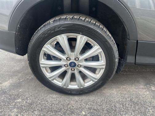 2019 Ford Escape SEL