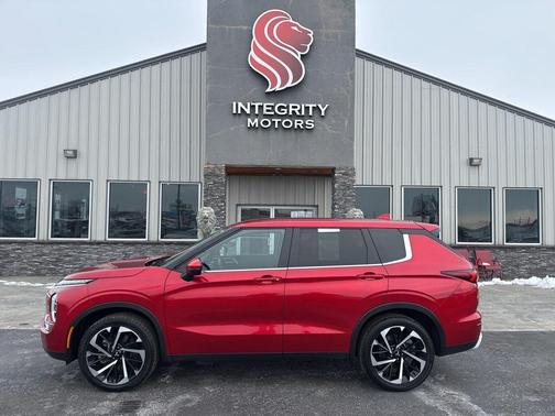 2024 Mitsubishi Outlander 