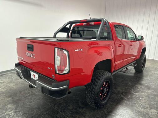 Cardinal Red 2017 GMC Canyon SLE