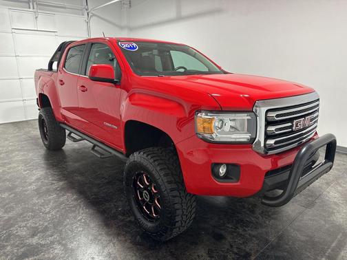Cardinal Red 2017 GMC Canyon SLE