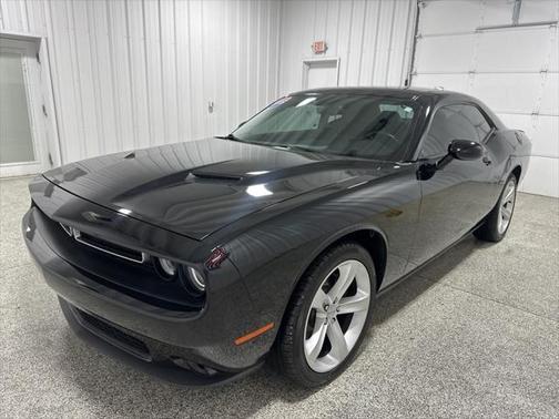 2015 Dodge Challenger SXT