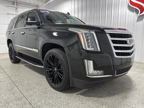 2018 Cadillac Escalade Luxury