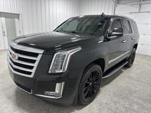 2018 Cadillac Escalade Luxury