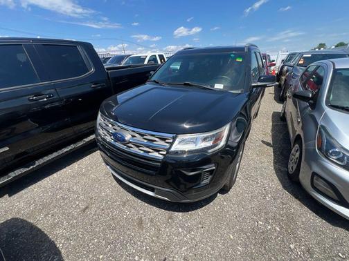 Shadow Black 2018 Ford Explorer XLT