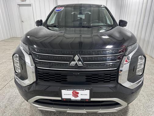 2024 Mitsubishi Outlander 