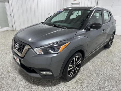 2019 Nissan Kicks S