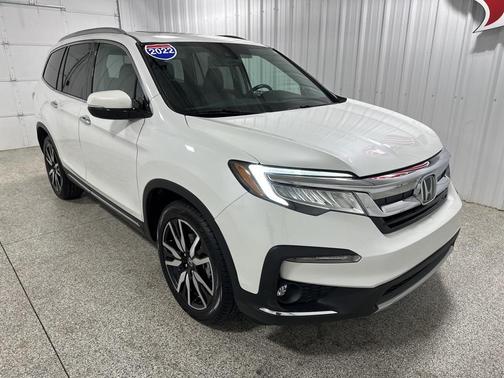 2022 Honda Pilot Touring 8-Passenger