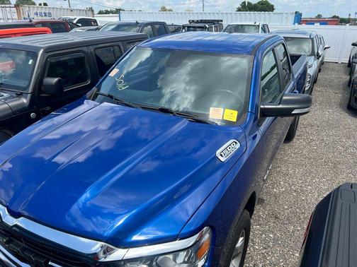 Blue Streak Pearlcoat 2019 RAM 1500 Big Horn