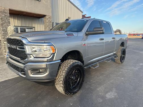 Billet Silver Metallic Clearcoat 2022 RAM 2500 Lone Star Crew Cab 4x4 6'4' Box