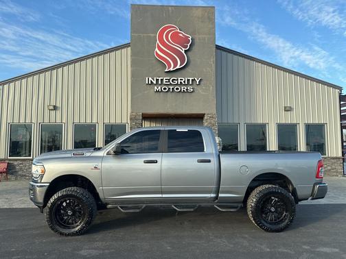 Billet Silver Metallic Clearcoat 2022 RAM 2500 Lone Star Crew Cab 4x4 6'4' Box