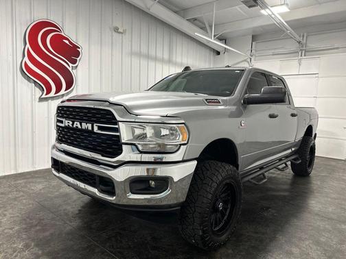 Billet Silver Metallic Clearcoat 2022 RAM 2500 Lone Star Crew Cab 4x4 6'4' Box