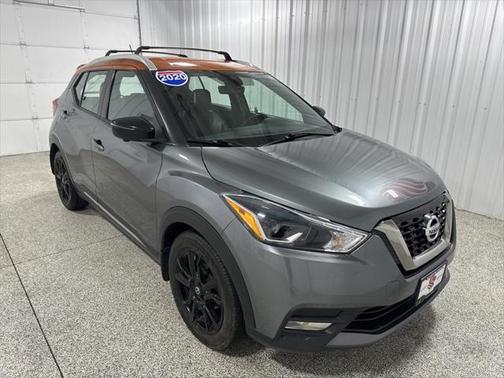 2020 Nissan Kicks SR